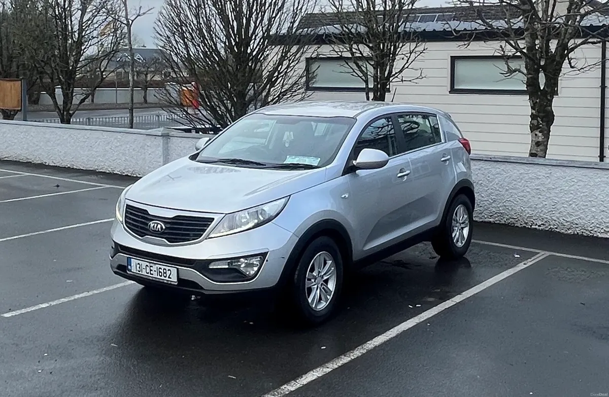 KIA SPORTAGE - Image 1