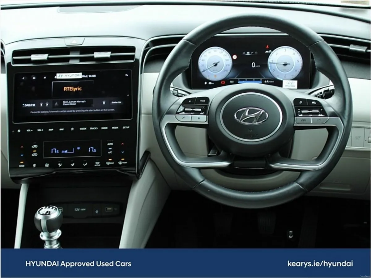 Hyundai Tucson 2WD Executive Plus - Image 4