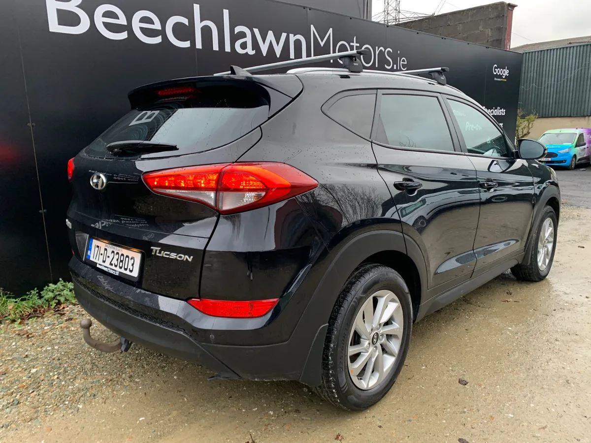 HYUNDAI TUCSON 1.7 CRDI EXECUTIVE 5DR - Image 3