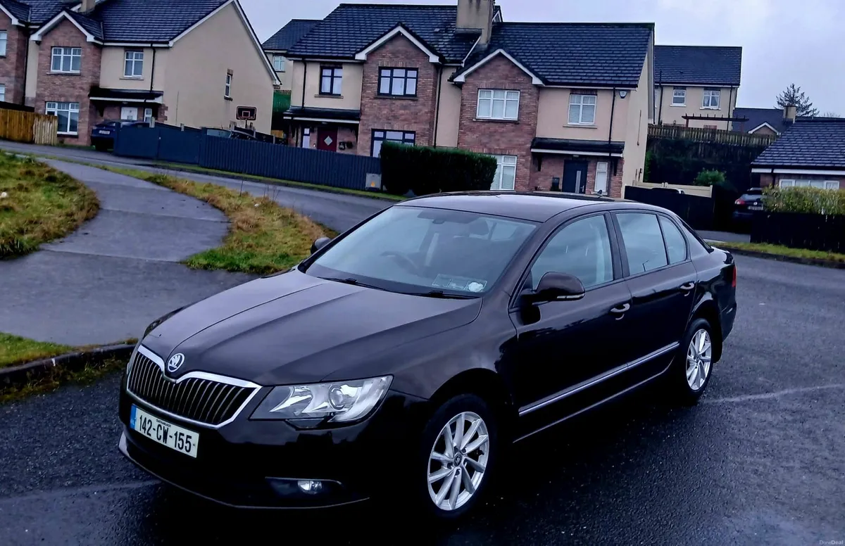 SKODA SUPERB 141 1.6 TDI LOW KM NEW TESTE - Image 1