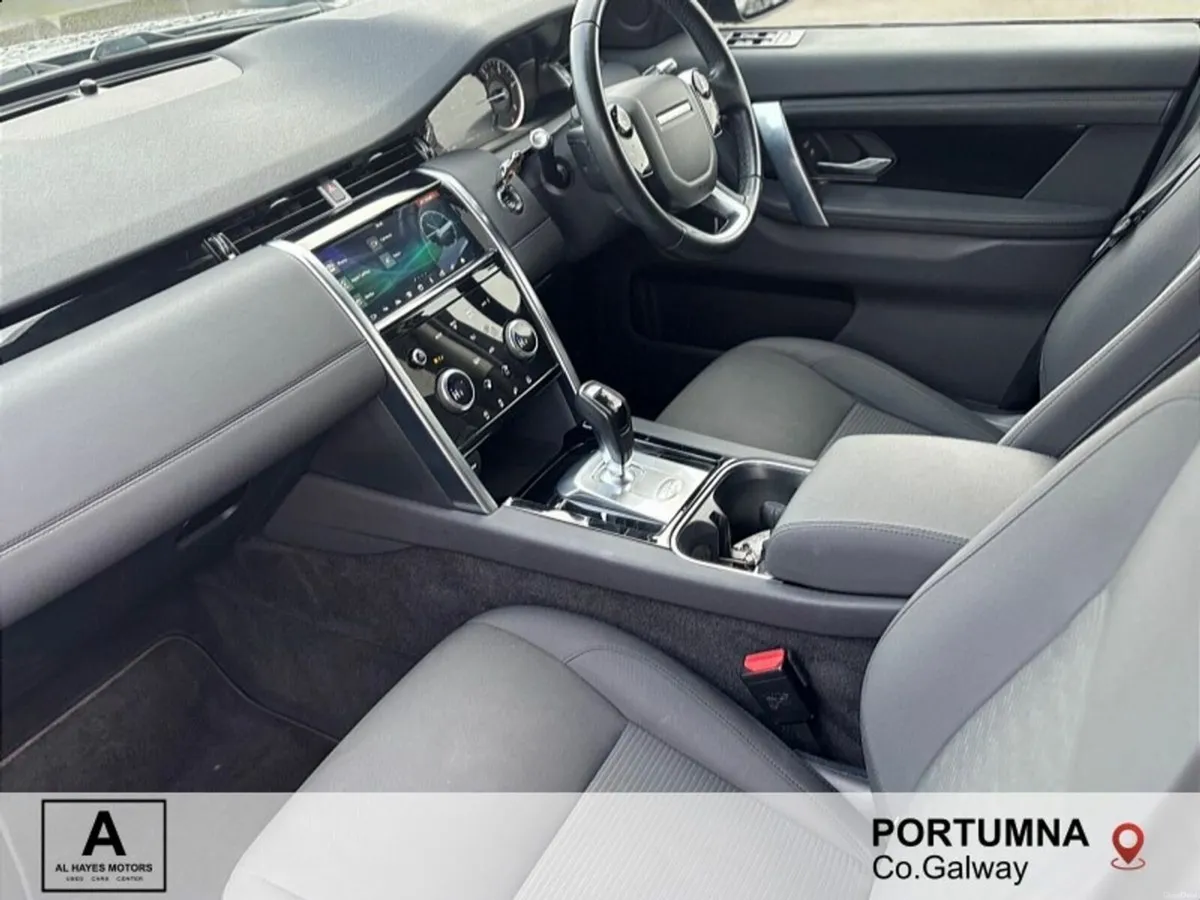 Land Rover Discovery Sport AUTOMATIC 2.0D AWD - Image 4