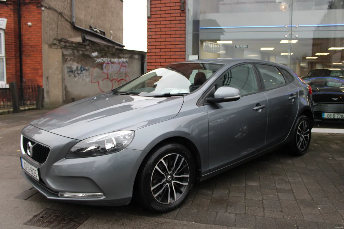 IRISH NEW  V40 GT  2.0L DIESEL AUTOMATIC - Image 3