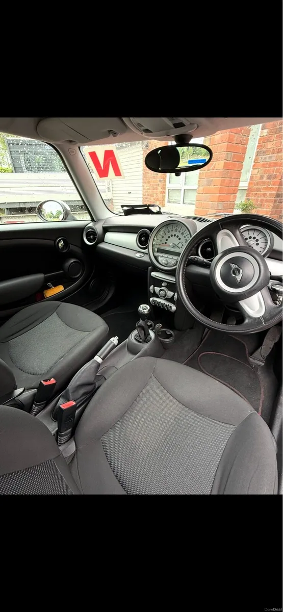 Mini Cooper - Image 4