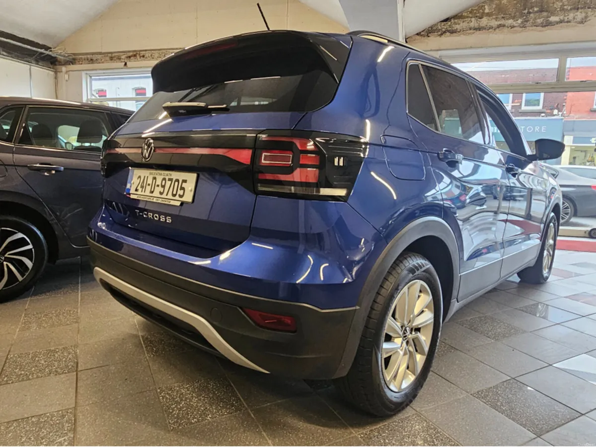 Volkswagen T-Cross LIFE 1.0 TSI MANUAL 5SPEED 95BH - Image 4