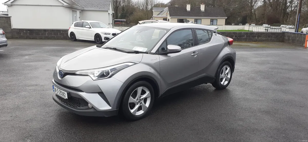 2018 Toyota C-HR Luna 1.8 Hybrid Auto - Image 2