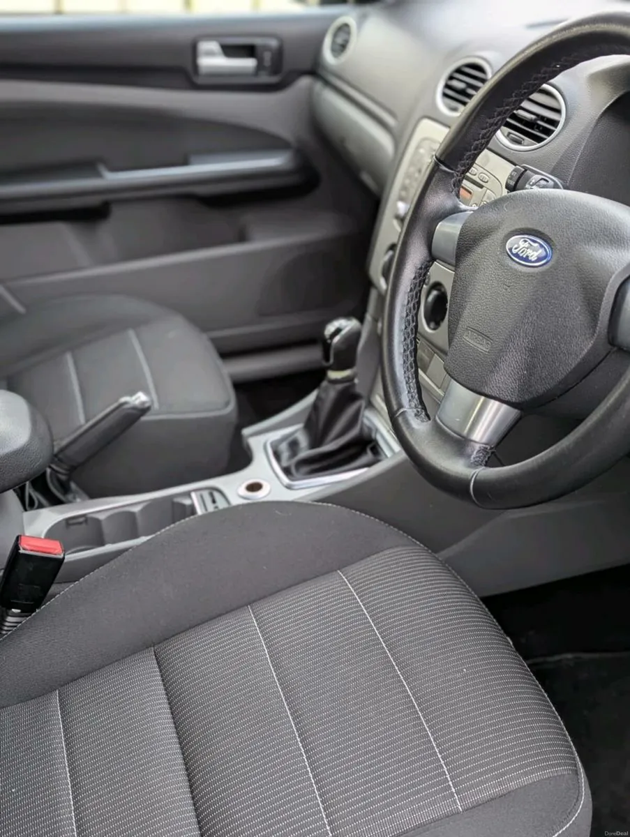 Ford Focus 1.6tdci 2011 - Image 3