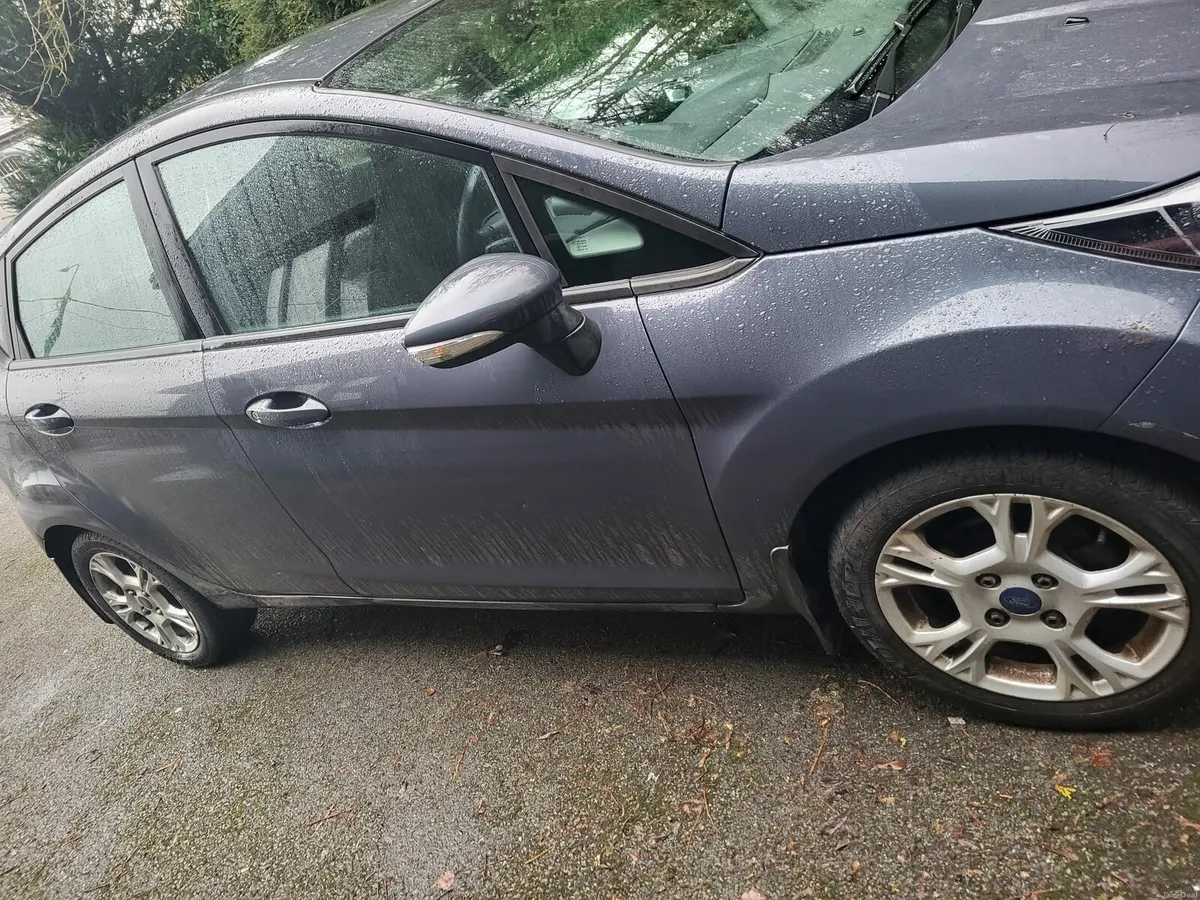 Ford fiesta - Image 3