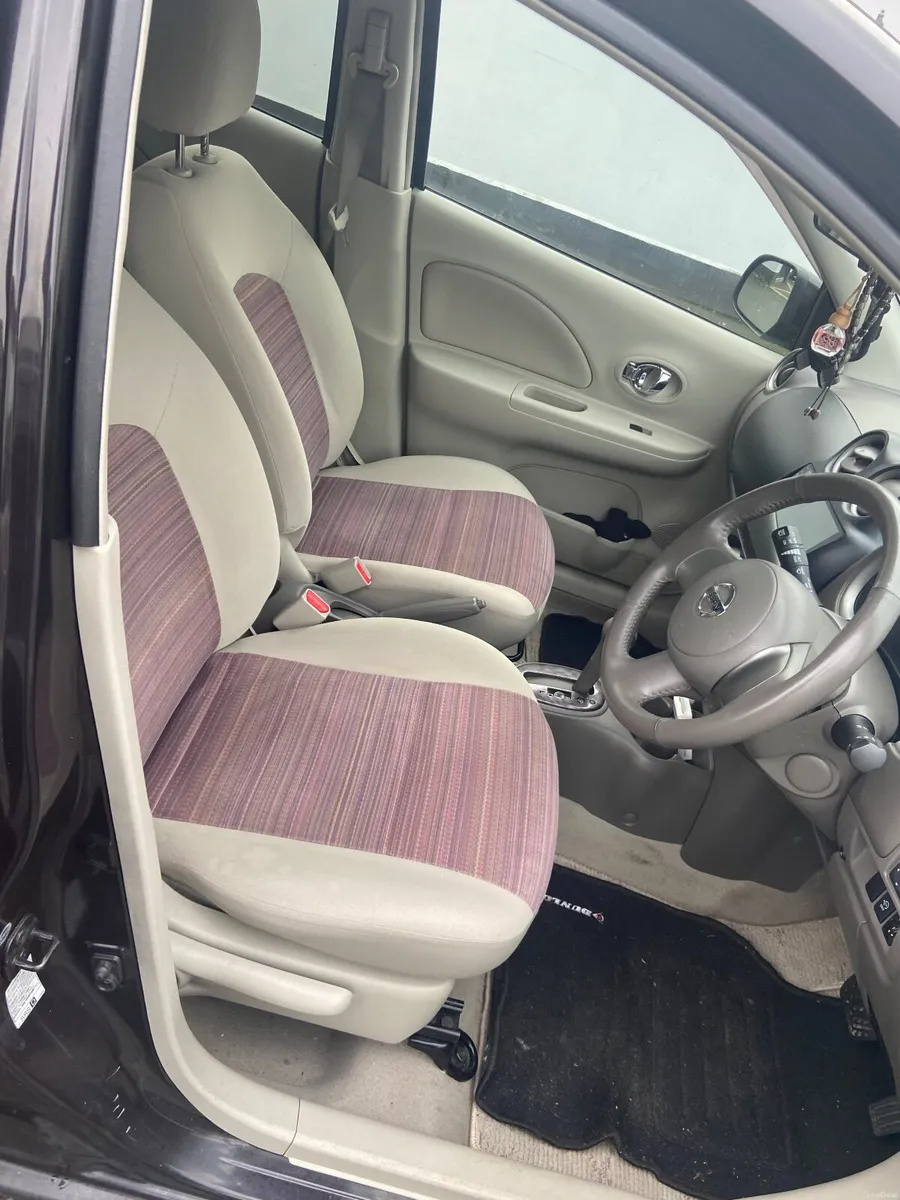 Nissan March Bolero 2011 - Image 4