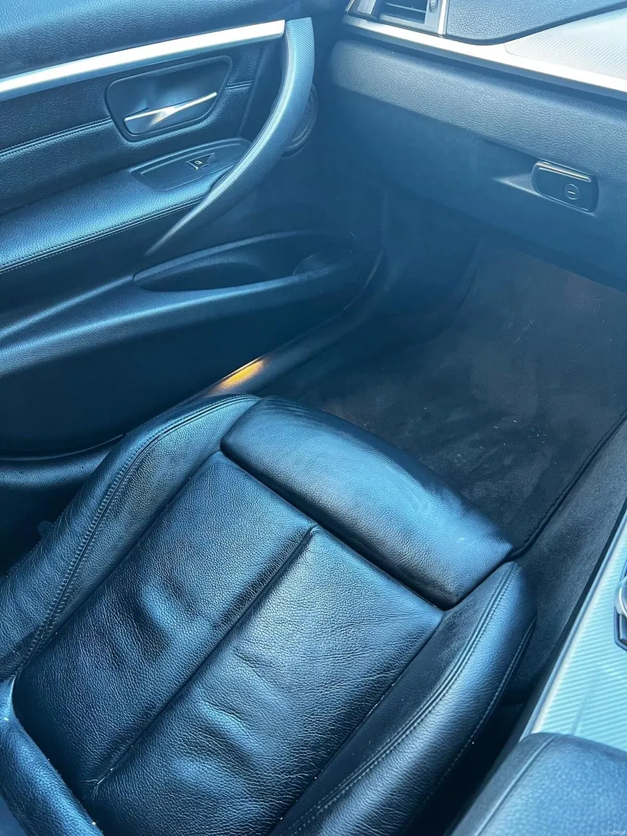 BMW 330e M Sport - Image 4