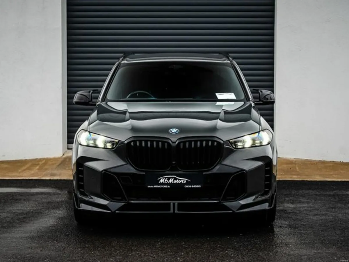 BMW X5 XDRIVE50E M SPORT *PRO* - Image 2