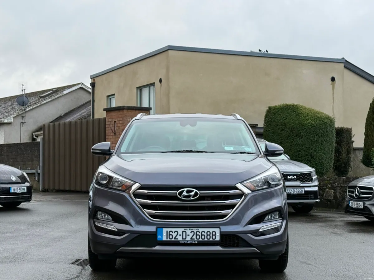 Hyundai Tucson 1.7 CRDI PREMIUM *HIGH SPEC* - Image 2