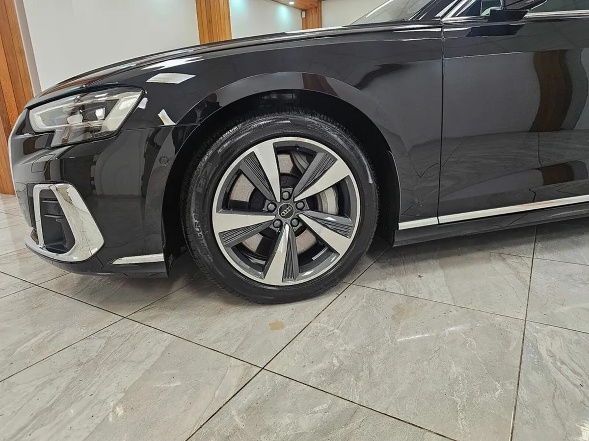 Audi A8 PAN SUNROOF - Image 4