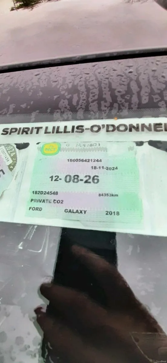 182 F0RD GALAXY 2.0 TDCI  Automatic 50000 miles - Image 2