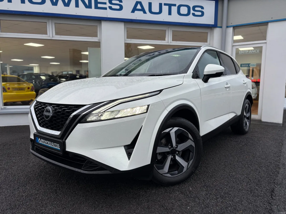2024 Nissan Qashqai N-Connecta 1.3L Petrol - Image 2