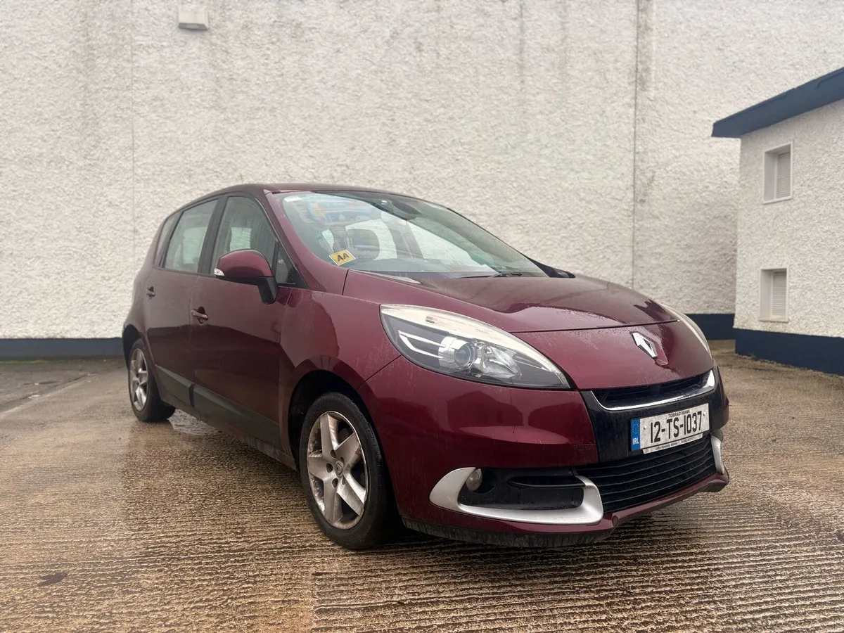 RENAULT SCENIC NCT 08/26 - Image 1