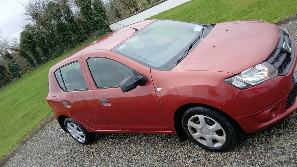 2015 Dacia Sandero - Image 2