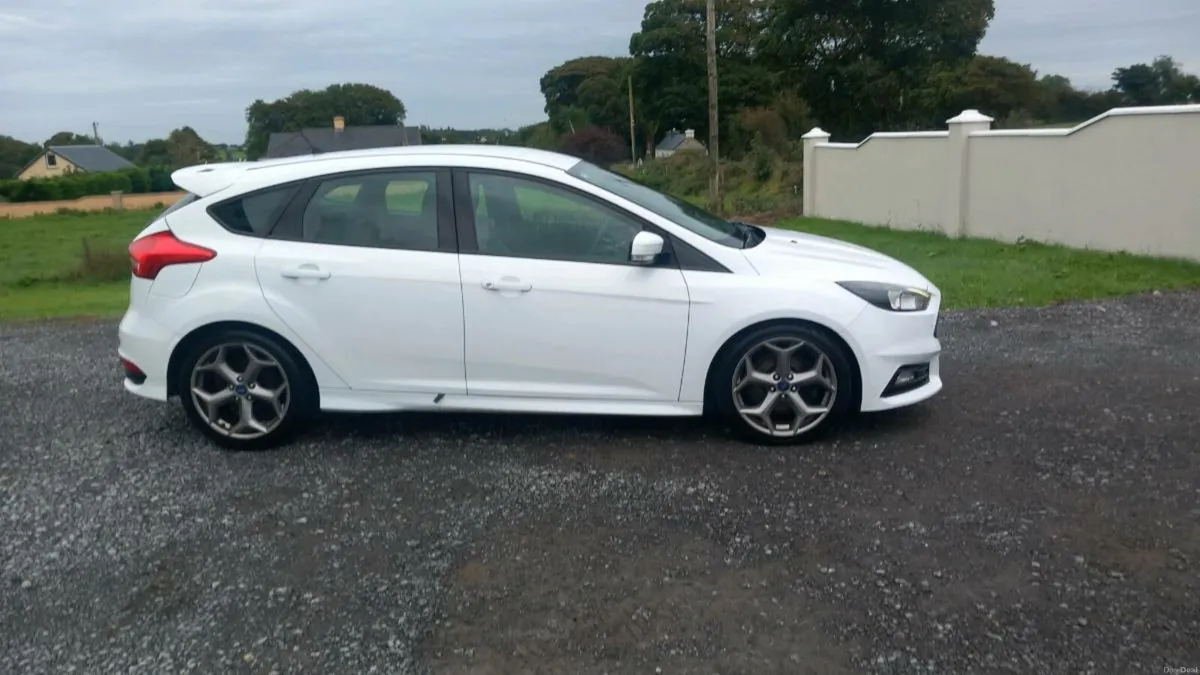 2016 ford focus ST250 - Image 4