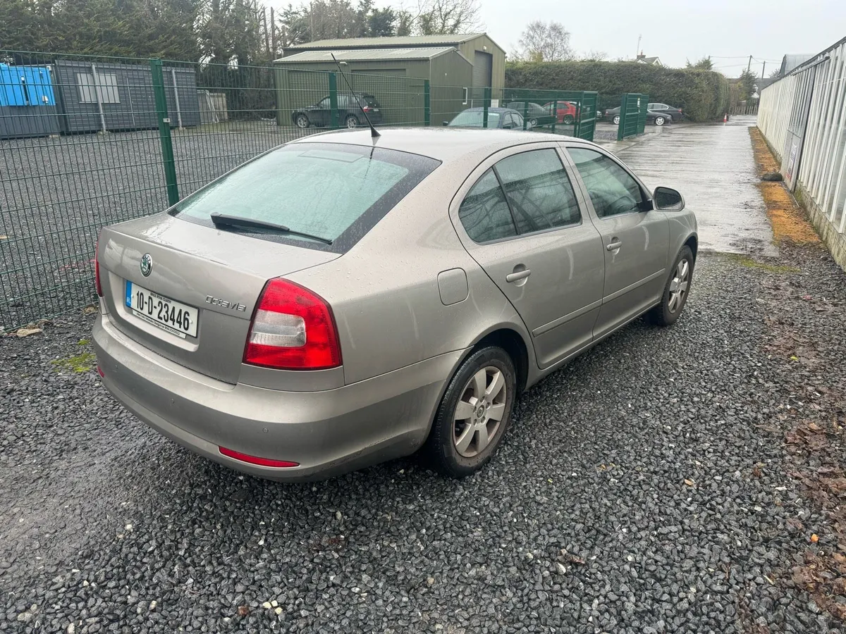 Skoda octavia 1.2tsi auto low miles nct & tax - Image 4