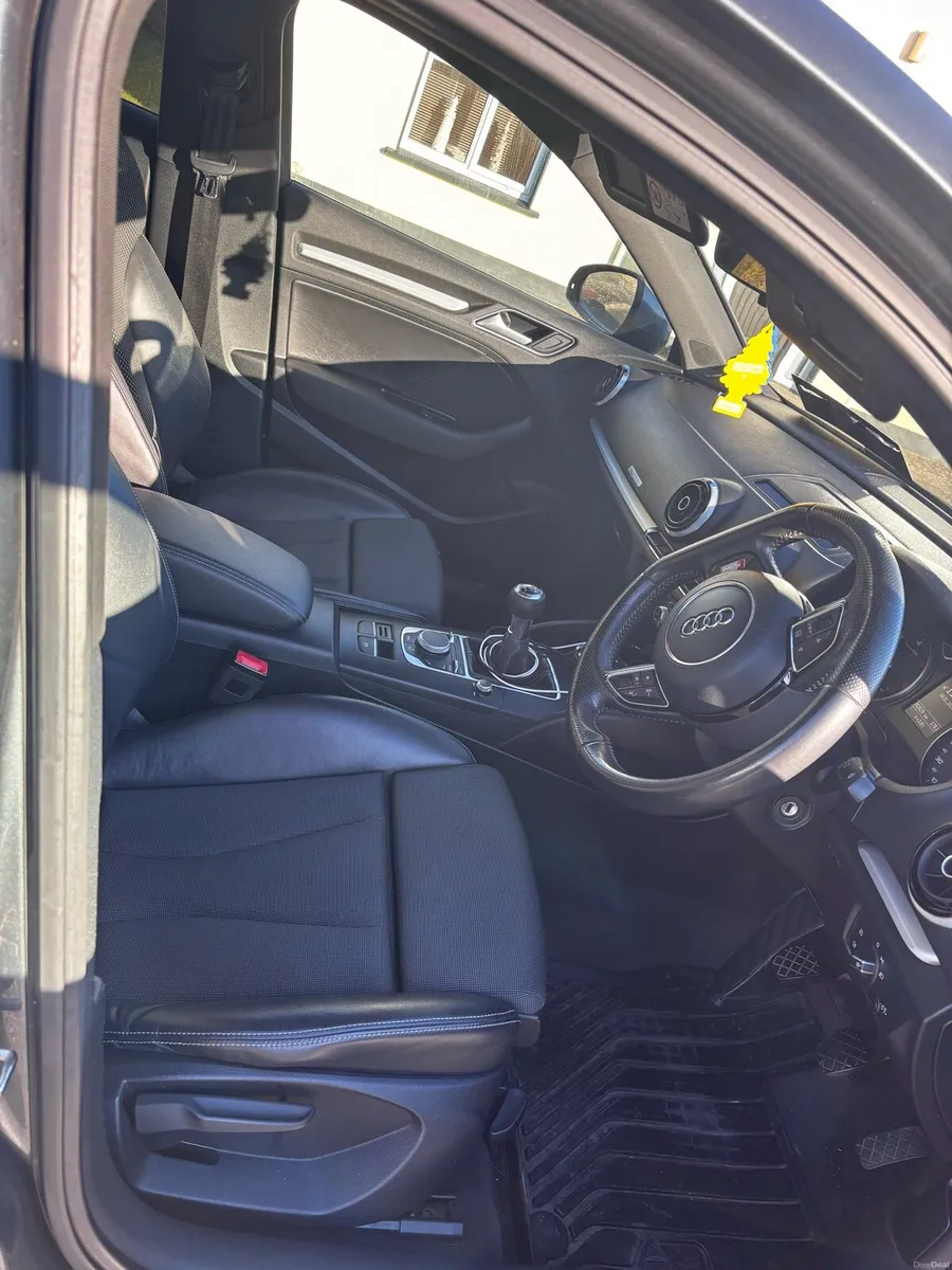 Audi A3 S - Line black edition - Image 4