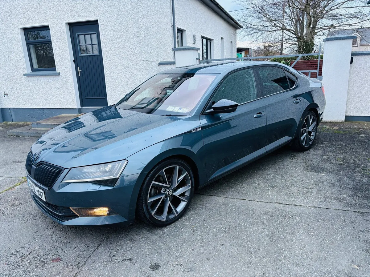 172 SKODA SUPERB SPORTLINE 2.0 DIESEL (NCT 2027) - Image 3