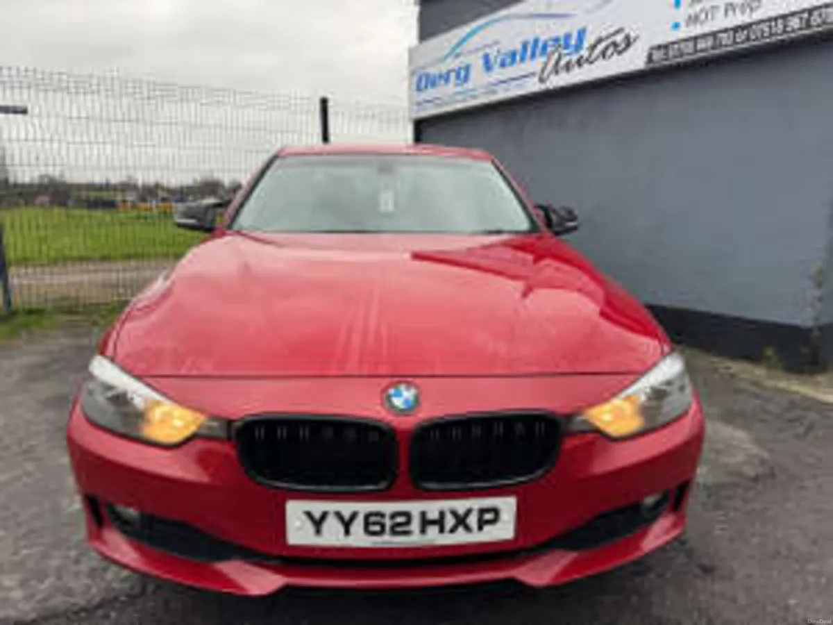 BMW 3-Series 2012 - Image 2