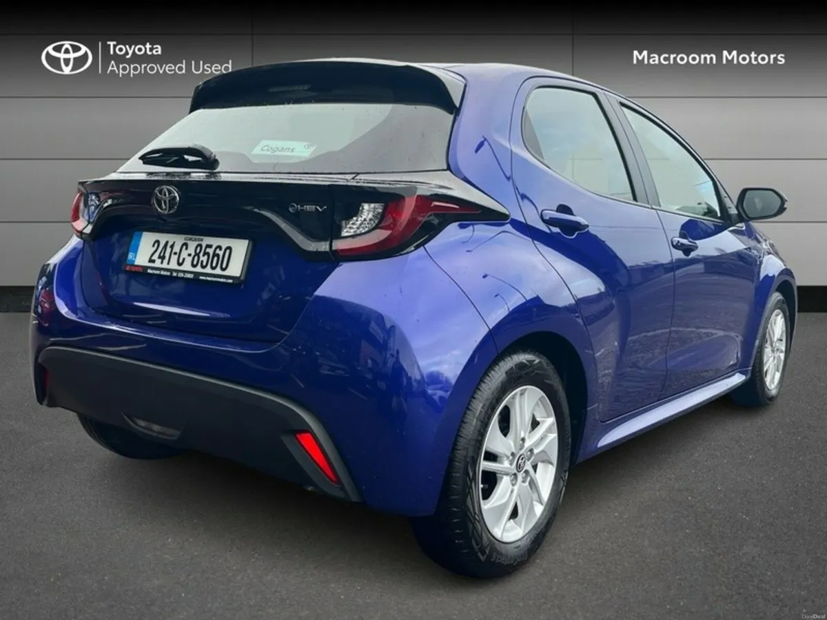 Toyota Yaris FRESH SELECTION OF TRADE-INS YARIS HY - Image 2