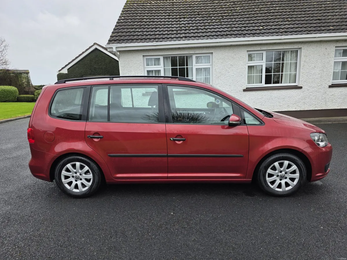 VOLKSWAGON TOURAN..7 SEATS..LOW MILES - Image 2