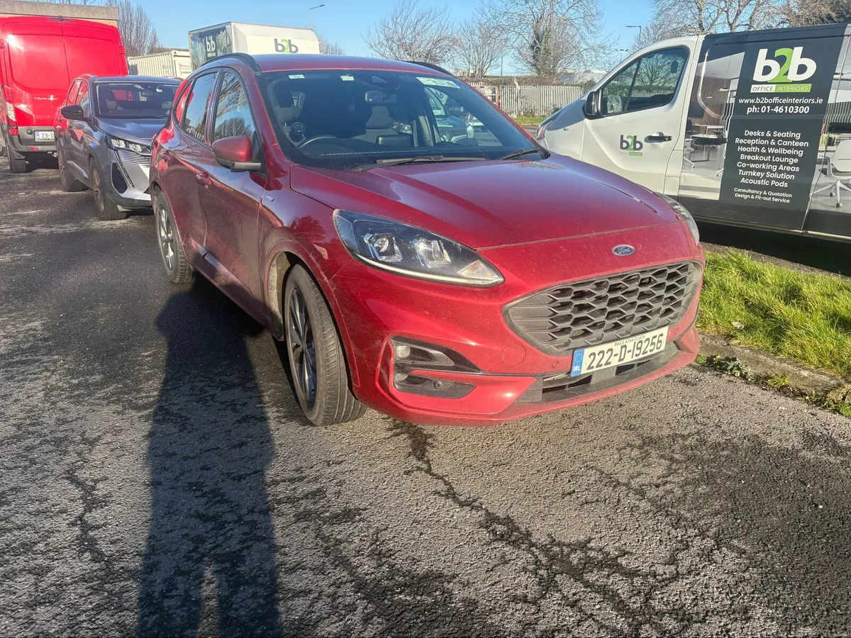 Ford Kuga 2022 - Image 3