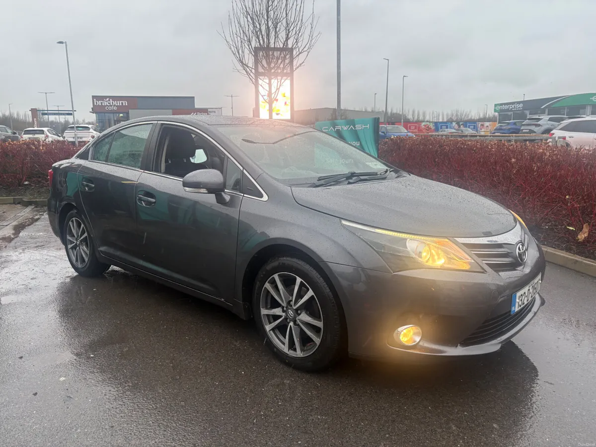 Toyota Avensis 2013 - Image 4