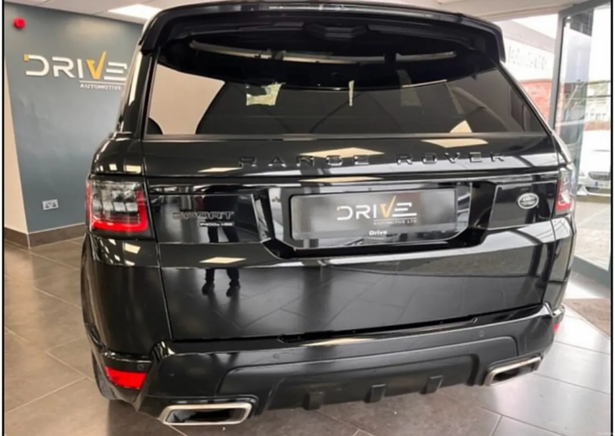 202d Range Rover Sport P400 HSE Black - Image 3