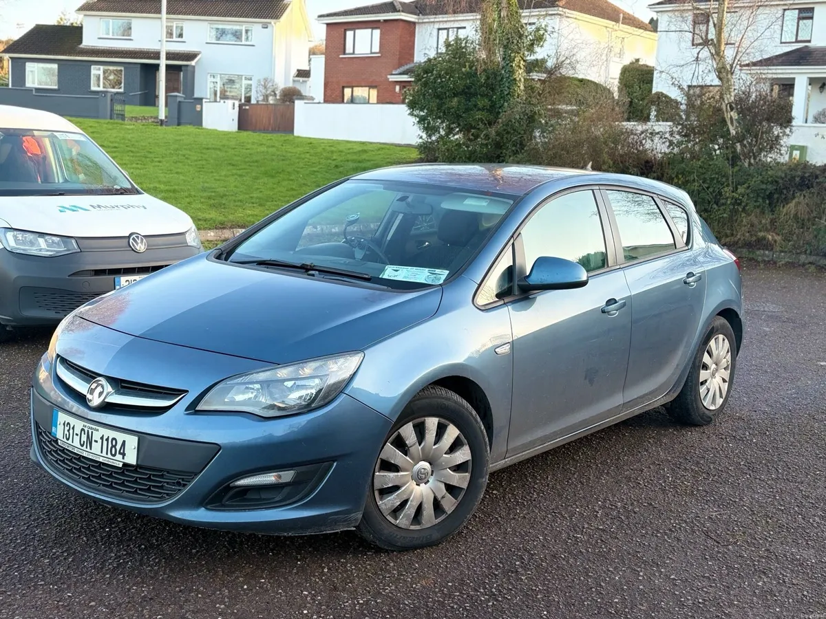 Vauxhall Astra 1.7 EcoFlex 2013 Taxed - Image 3
