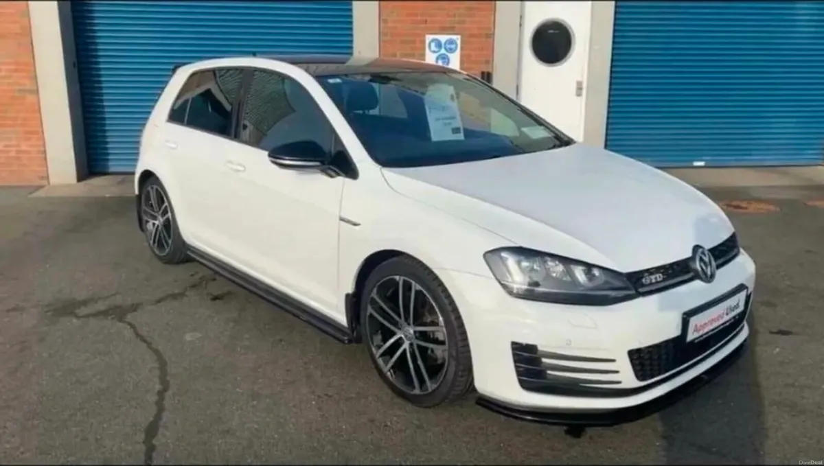 Volkswagen Golf GTD*Automatic* - Image 3