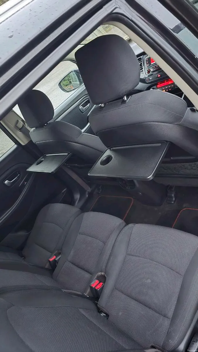 Kia Carens 1.7 diesel manual - Image 3