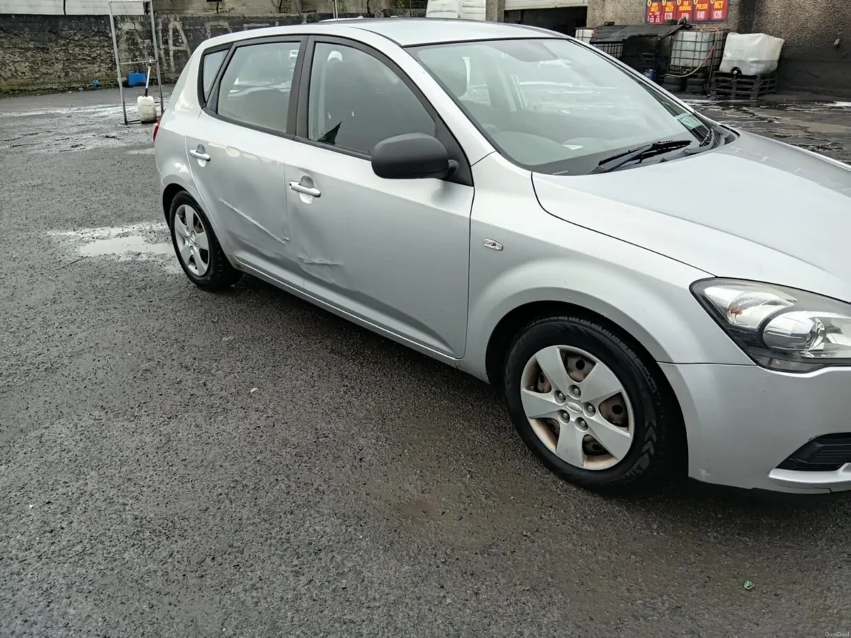 2010 Kia ceed - Image 3