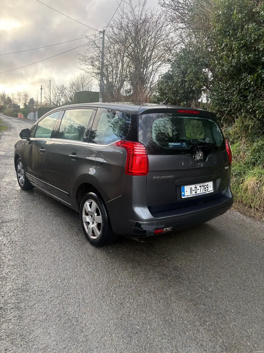 2011 Peugeot 5008 - Image 3