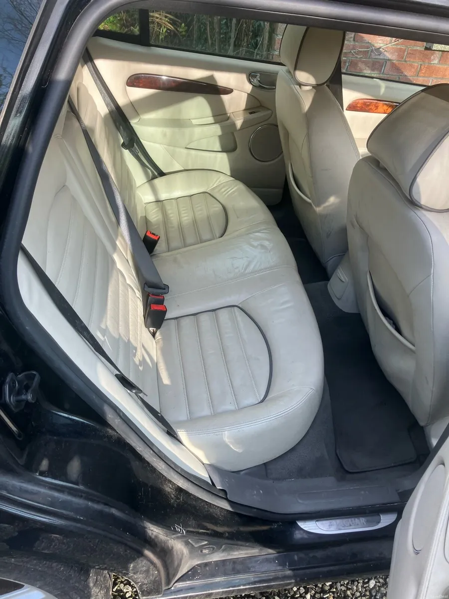 Jaguar x estate - Image 3