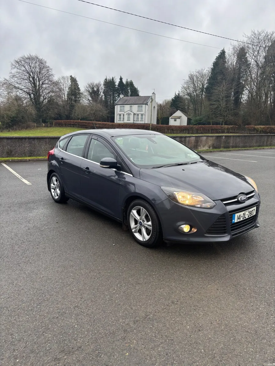 Ford Focus 2014 - Image 2