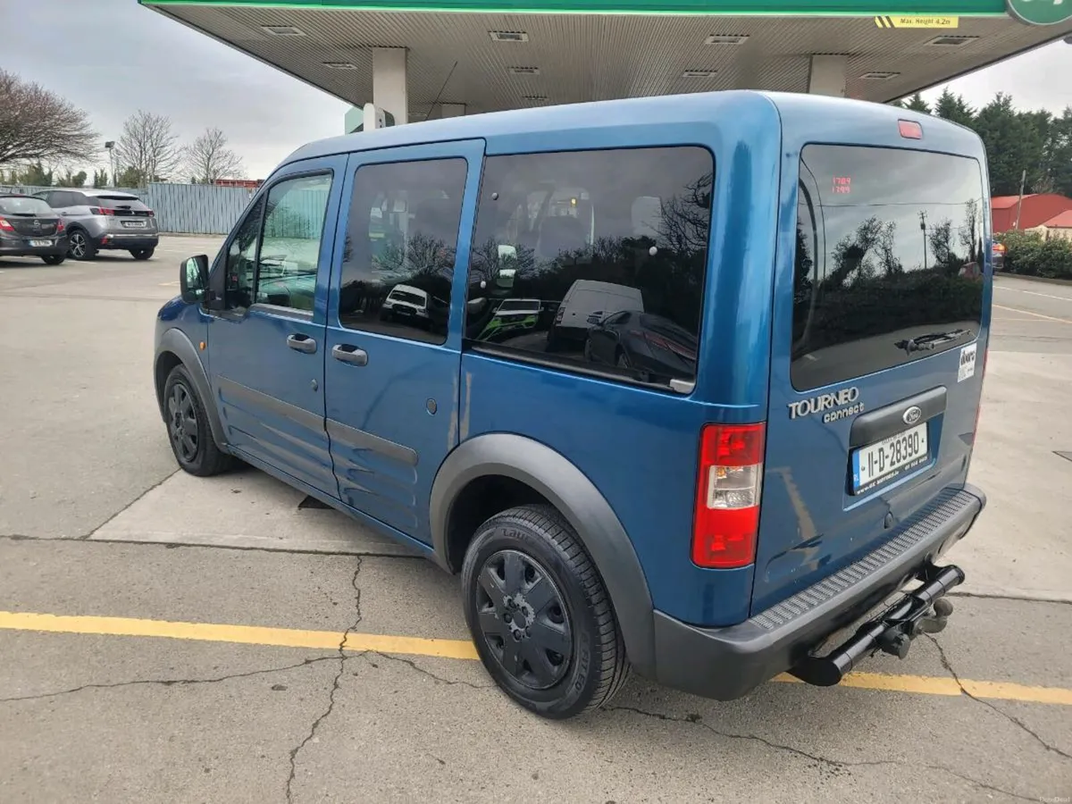 2011 ford tourneo - Image 4