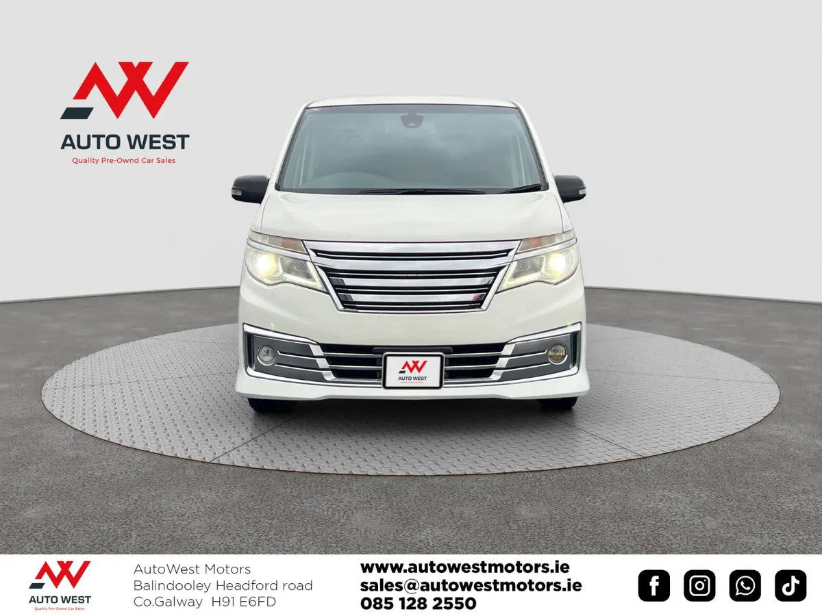 2014 Nissan Serena Self Charging Hybrid 8 Seater - Image 2