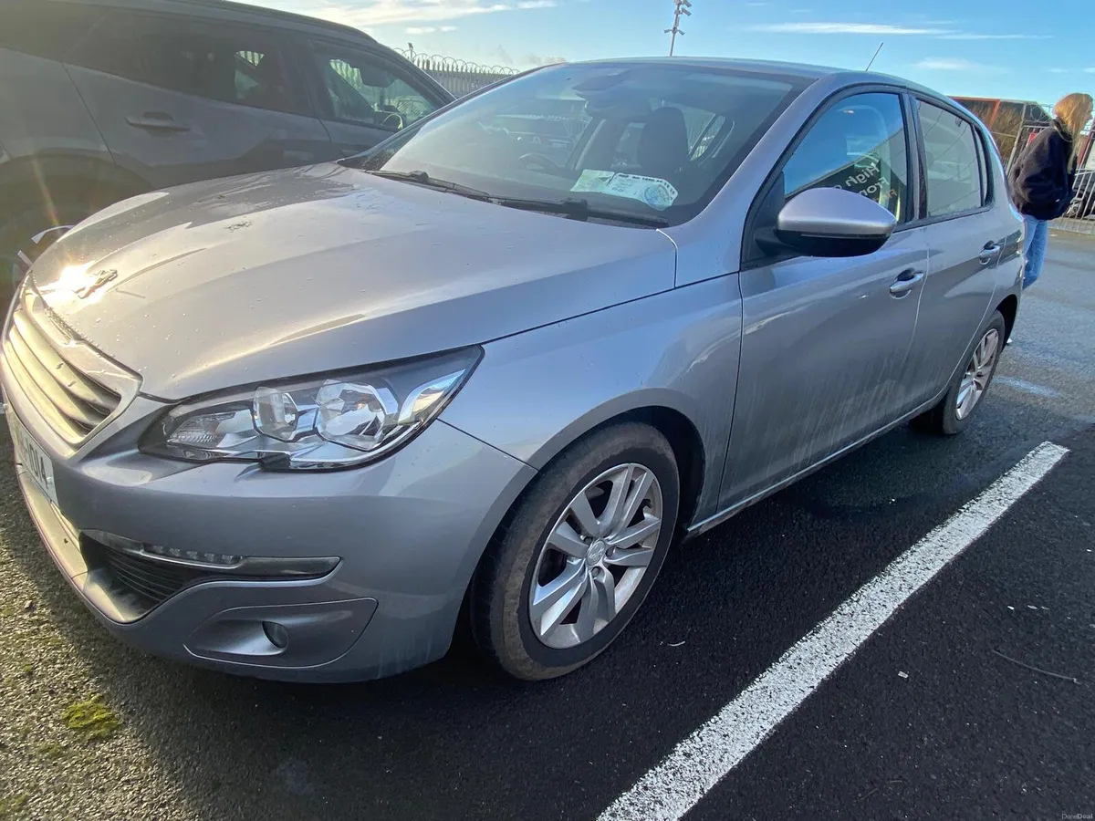 Mint Peugeot 308 2015 - Image 2