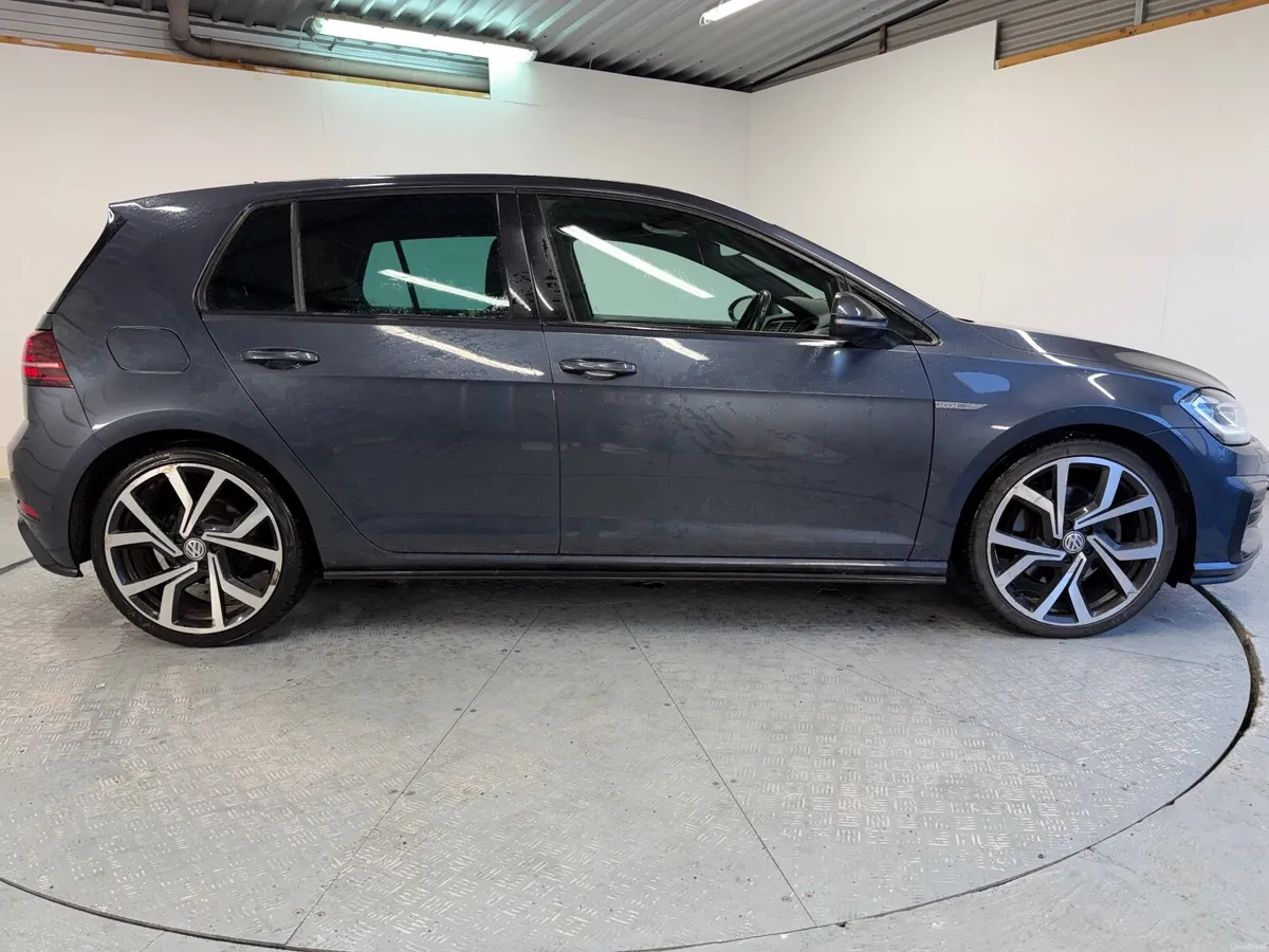 Volkswagen Golf 2018 GTD - Image 3