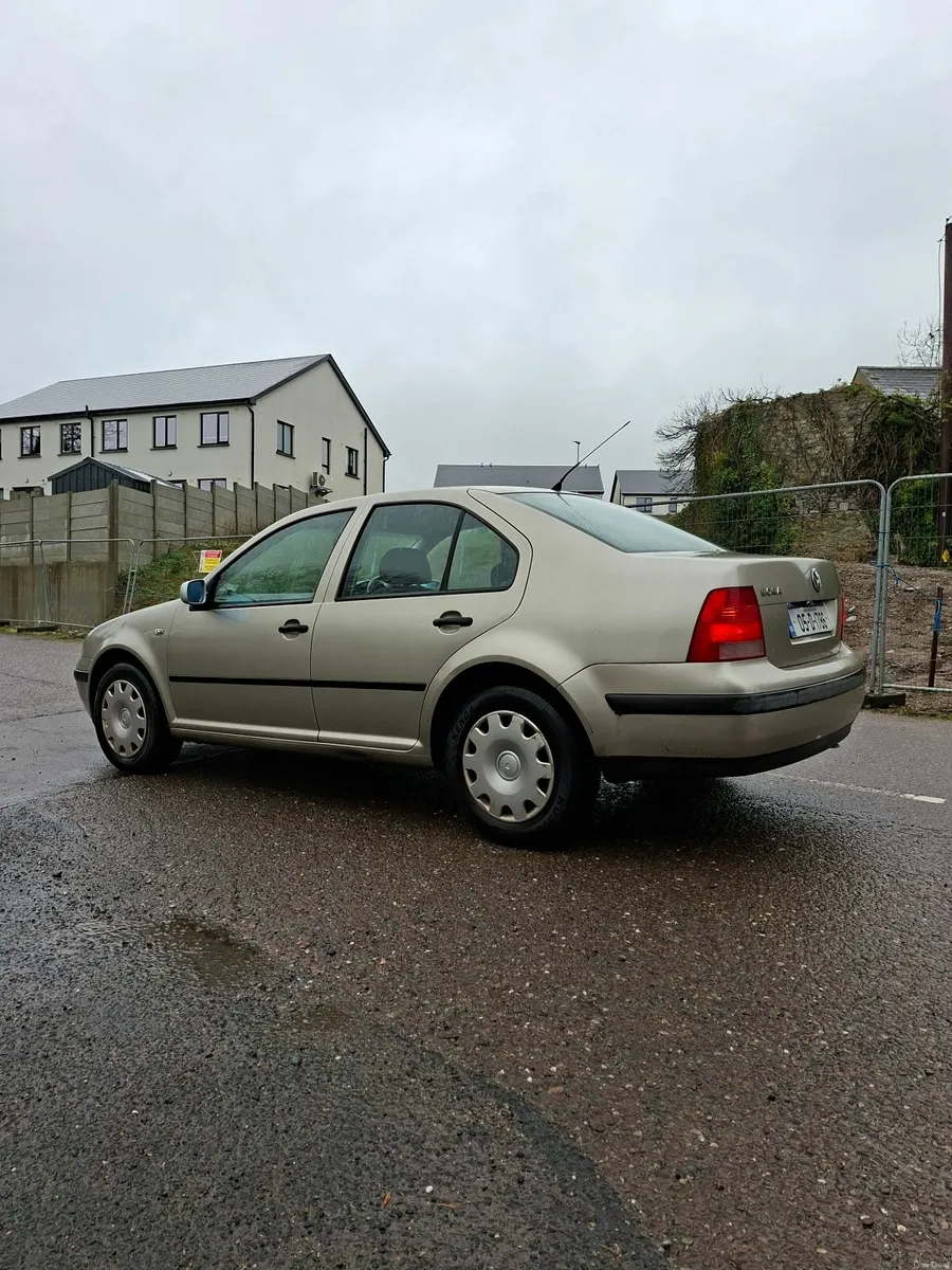Volkswagen Bora 1.4 petrol - Image 1