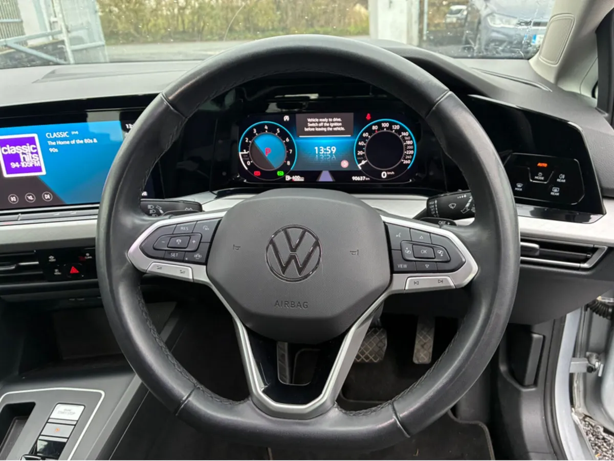 Volkswagen Golf DSG 1.0 LIFE TSI MHE MHEV 110 BHP - Image 2