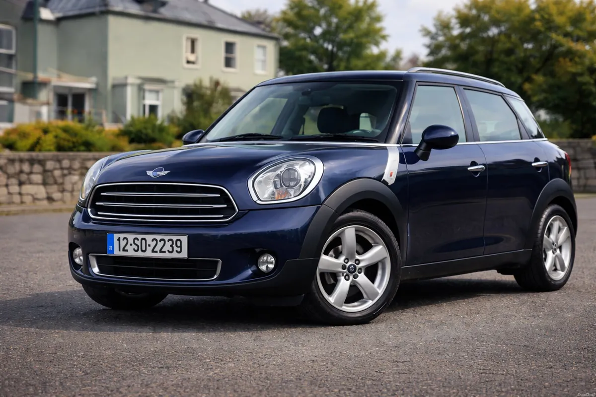 Rare, low KM, Mini Cooper Countryman, new NCT+ TAX - Image 1