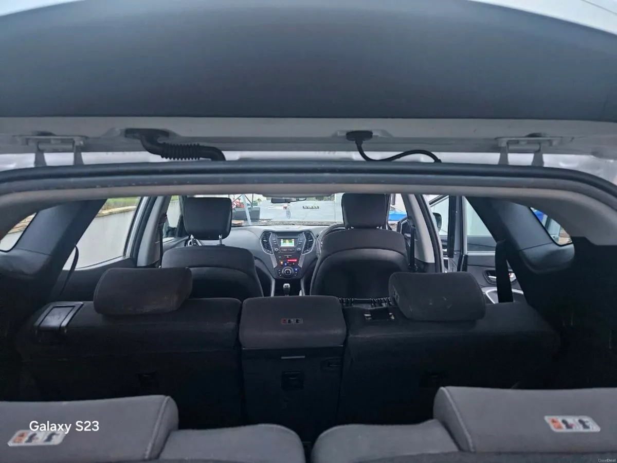 Hyundai Sante Fe - Image 2