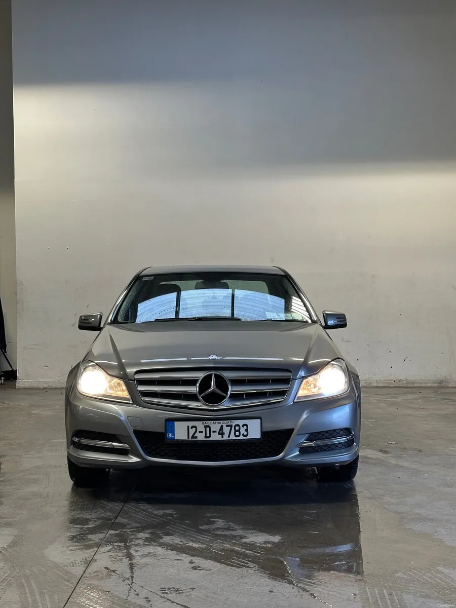 Mercedes-Benz C-Class 2012 - Image 2