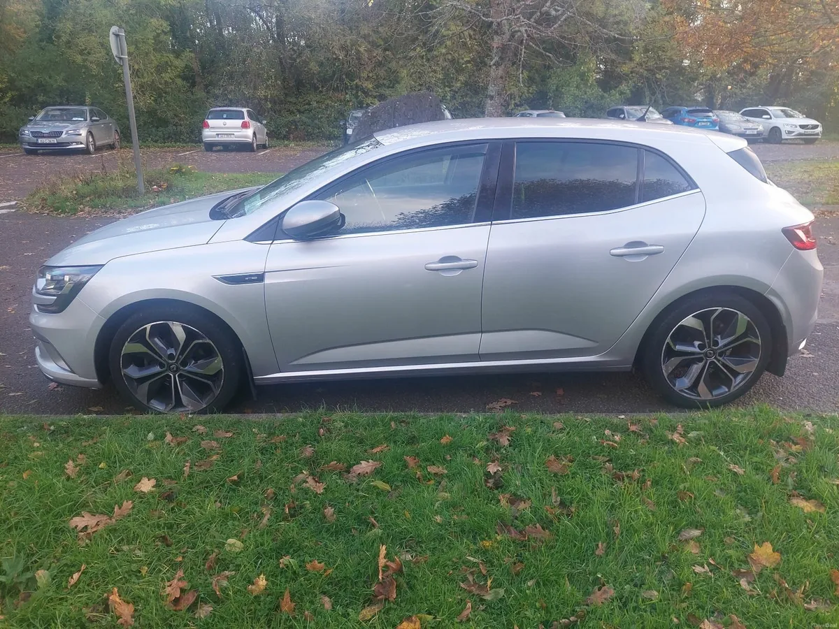 Renault Megane 2019 - Image 4