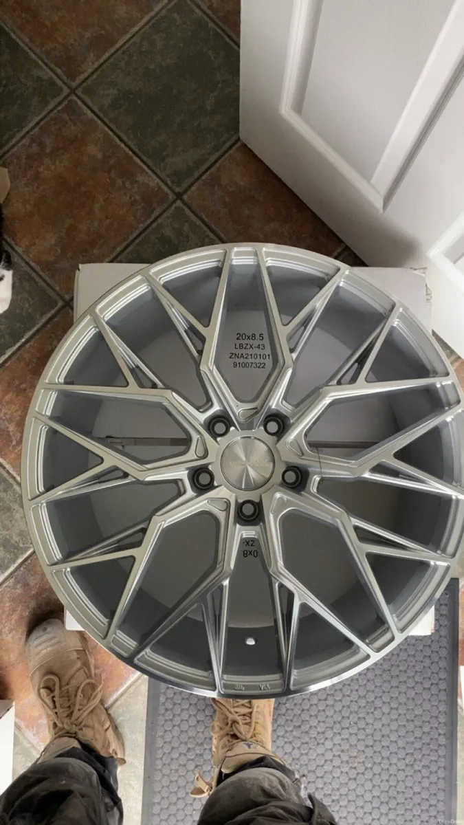 BMW 318D m-sport - Image 4