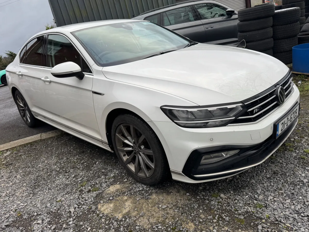 Volkswagen Passat 2021 RLINE manual - Image 1