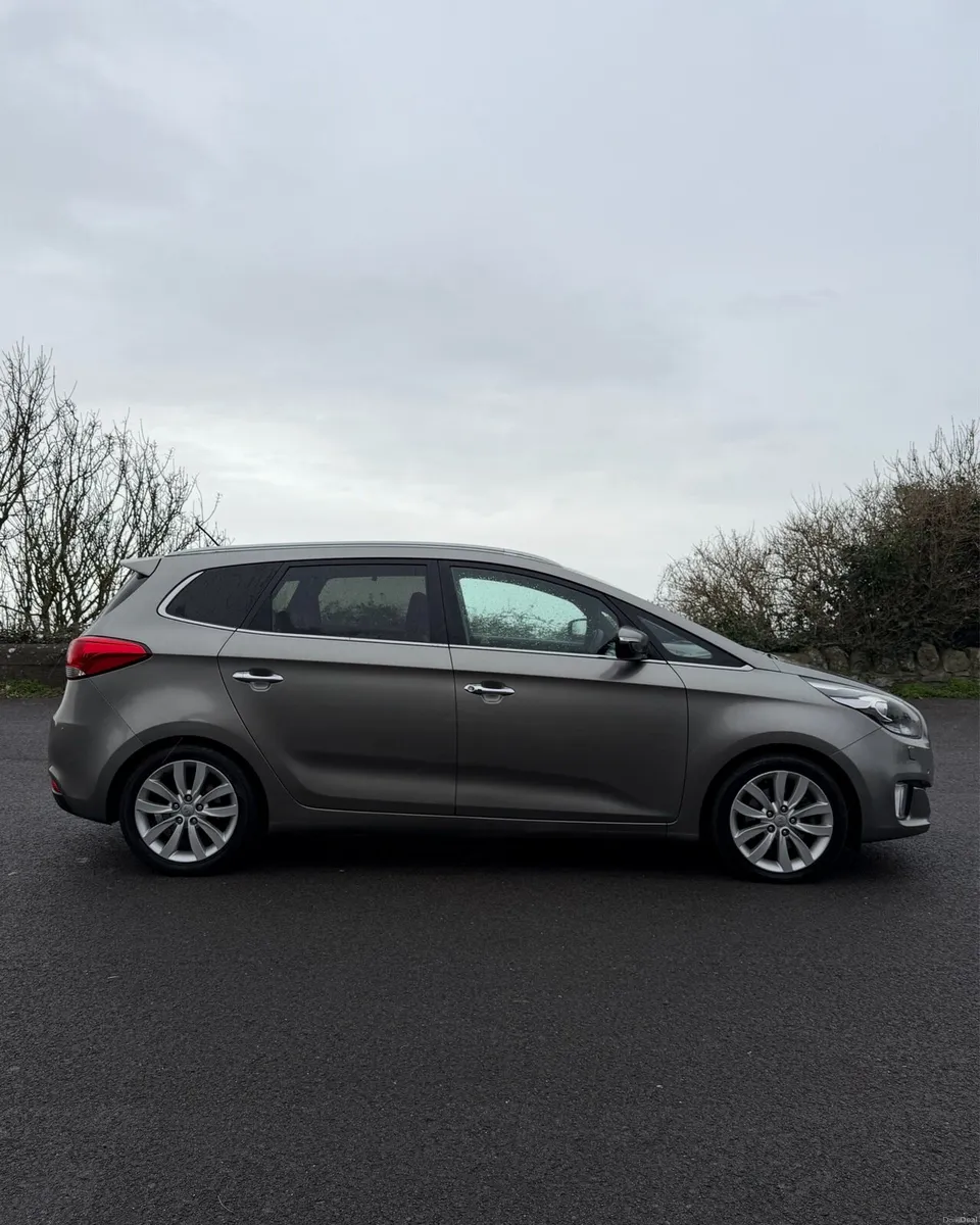 Kia Carens 2013, 1.7D, NCT/TAX, 7 seats, high spec - Image 2